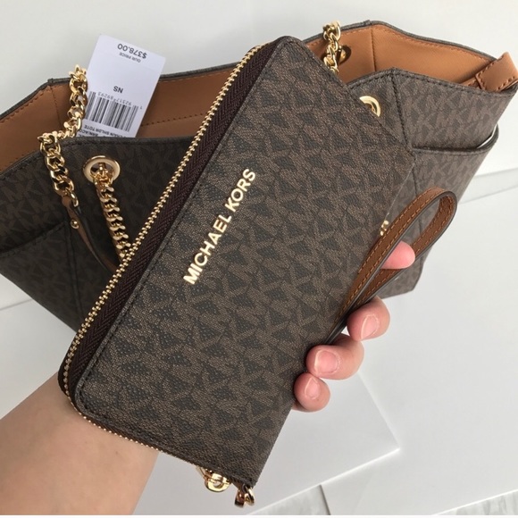 ✅SOLD OUT✅mk chain shoulder Tote set - Picture 4 of 8